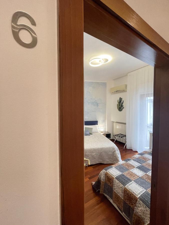 Trani Suite - Moro 10 Exterior photo